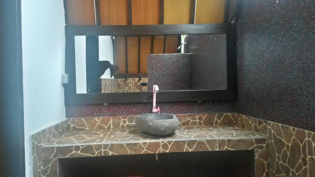 Hello Lumbung Homestay Gili Air Oda fotoğraf